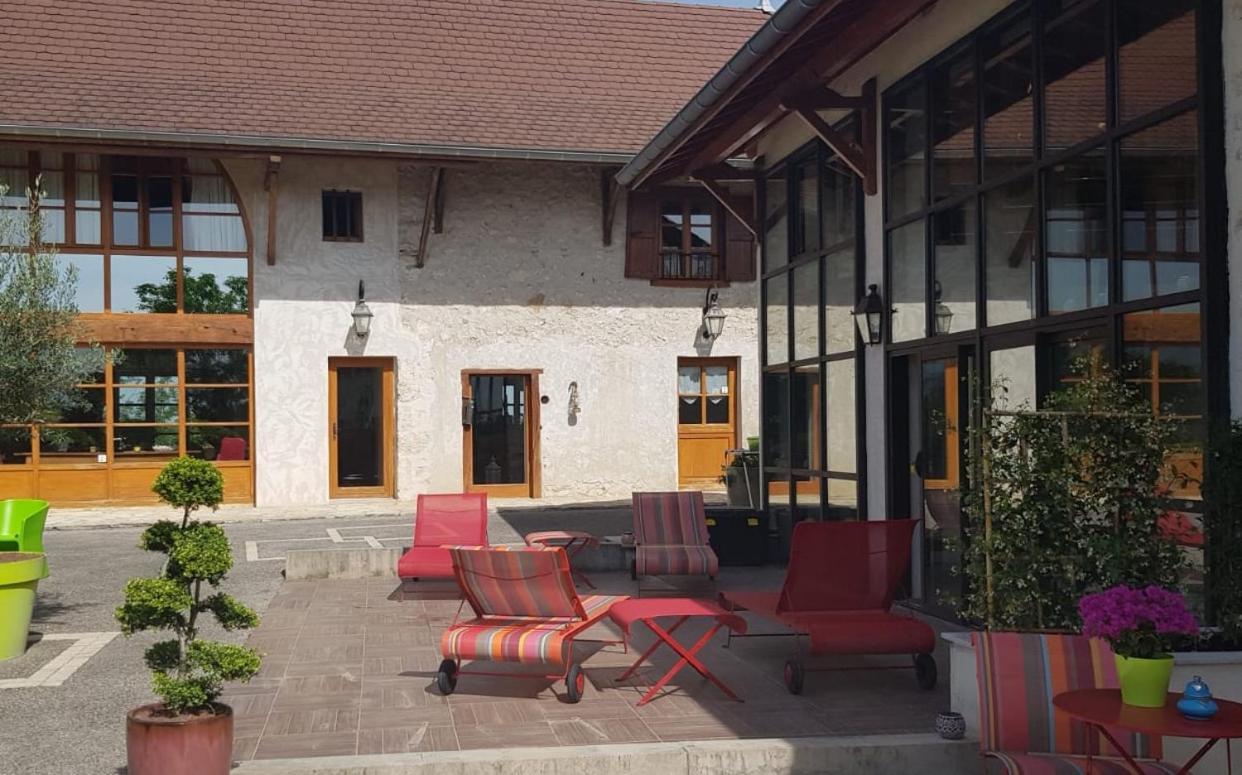 Le Domaine De Tizo Hotel Saint-Victor-de-Morestel Exterior photo