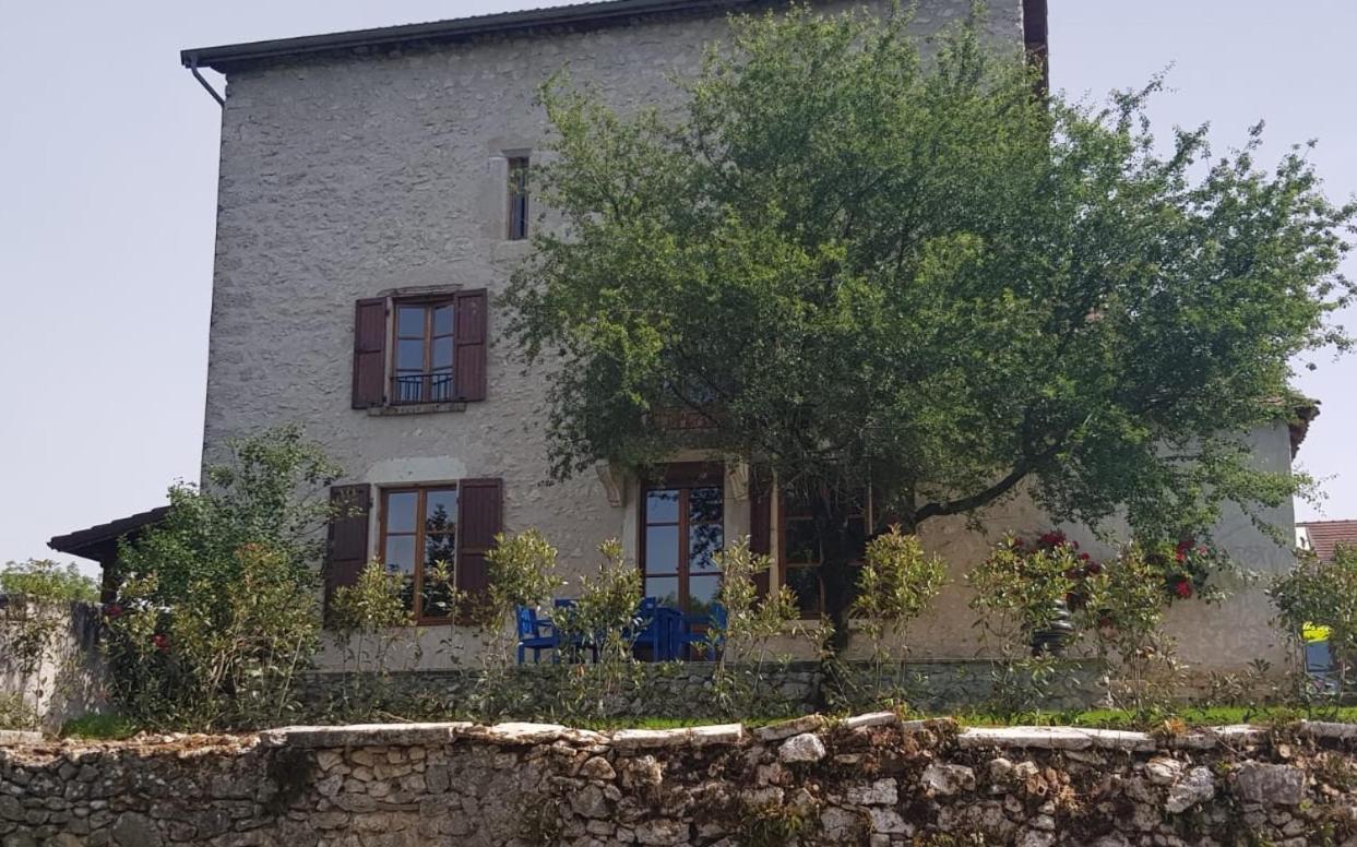 Le Domaine De Tizo Hotel Saint-Victor-de-Morestel Exterior photo