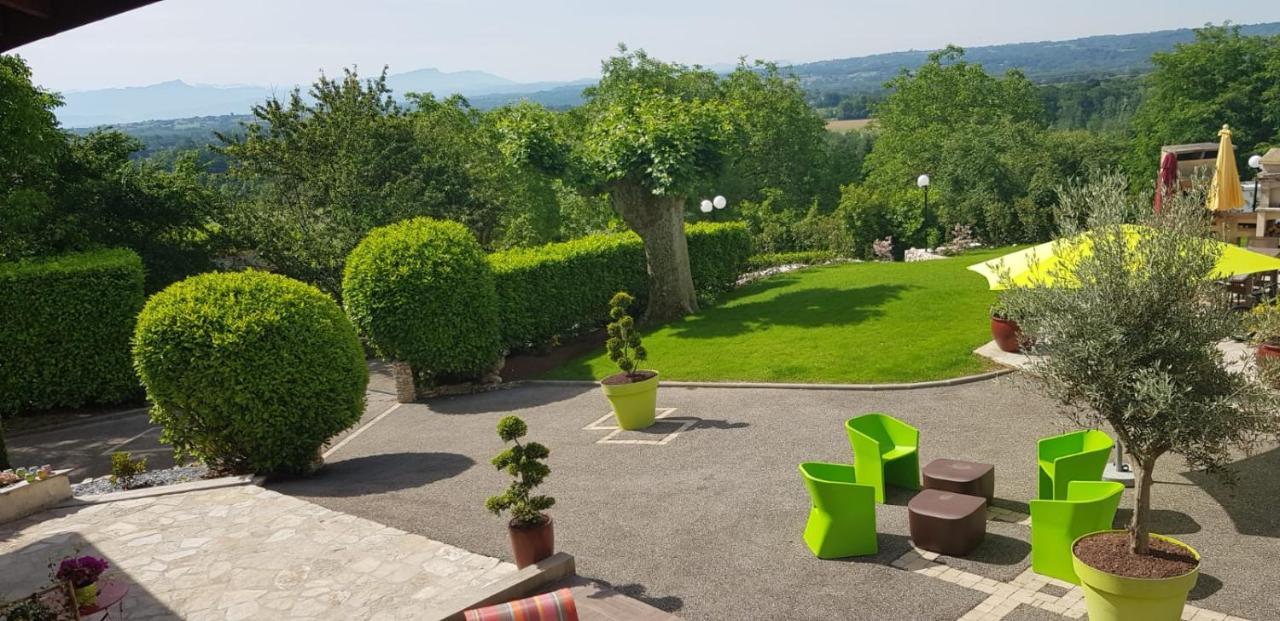 Le Domaine De Tizo Hotel Saint-Victor-de-Morestel Exterior photo