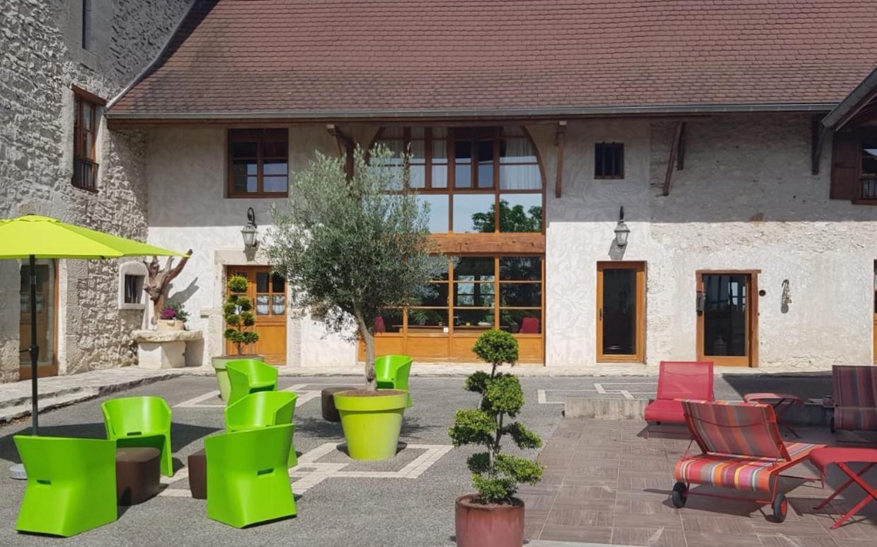 Le Domaine De Tizo Hotel Saint-Victor-de-Morestel Exterior photo